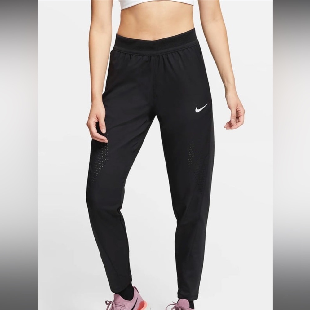 Nike dry fit running joggers